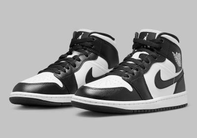 Nike Air Jordan 1 Mid Black White  A144